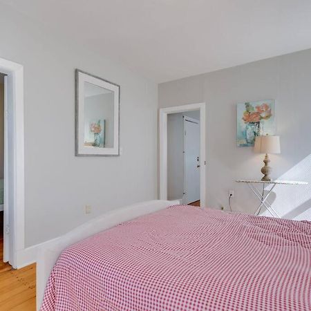 New! Boston Condo Near Mbta, 3 Mi To Fenway! Екстериор снимка