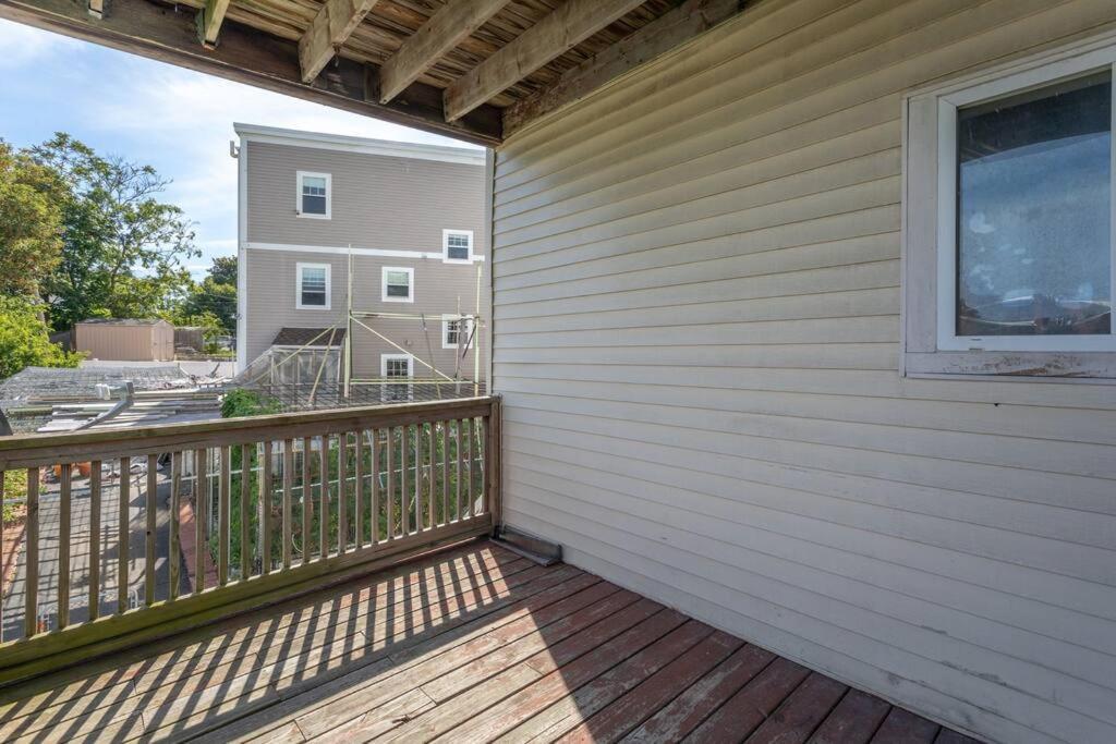 New! Boston Condo Near Mbta, 3 Mi To Fenway! Екстериор снимка