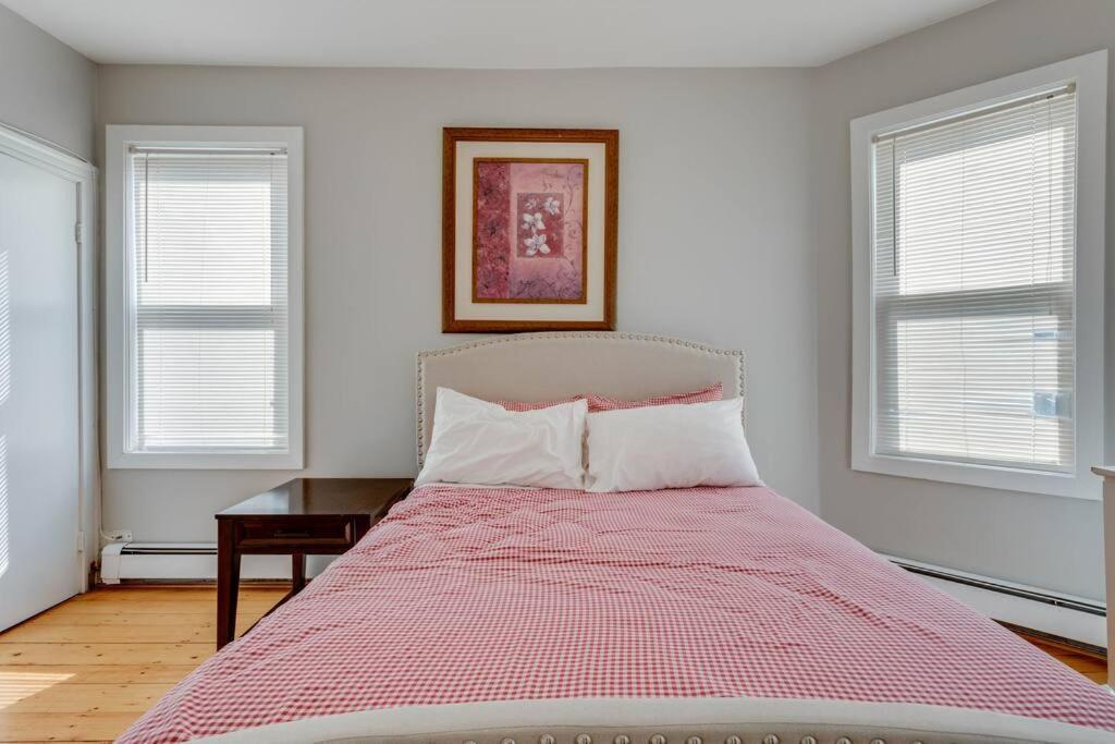 New! Boston Condo Near Mbta, 3 Mi To Fenway! Екстериор снимка