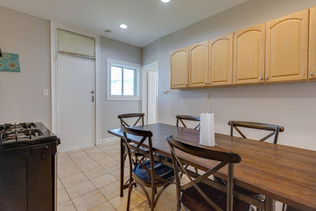 New! Boston Condo Near Mbta, 3 Mi To Fenway! Екстериор снимка