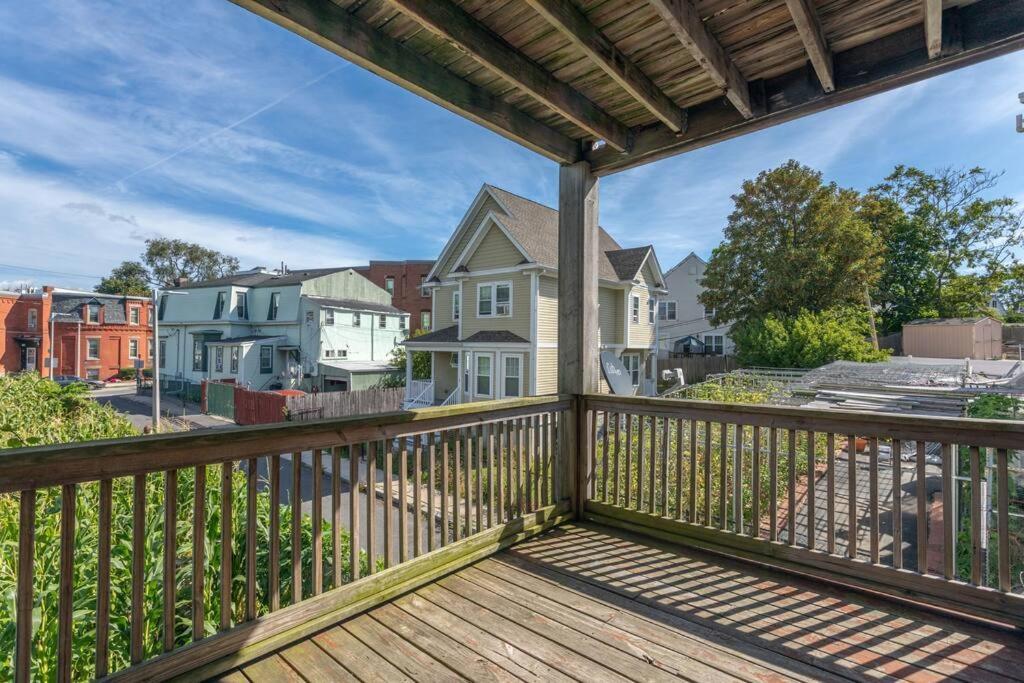 New! Boston Condo Near Mbta, 3 Mi To Fenway! Екстериор снимка